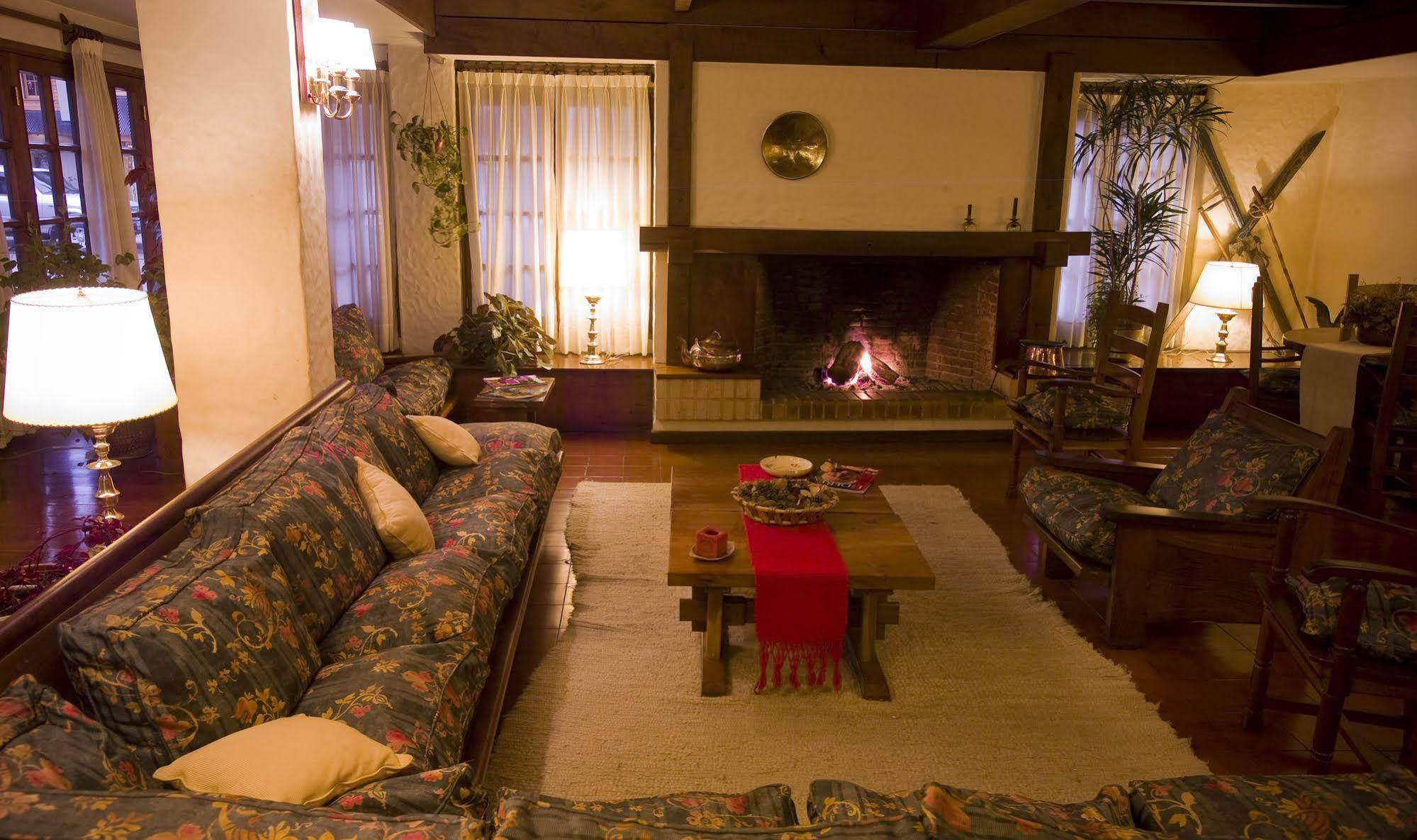 Del Viejo Esquiador Hotel San Martin de los Andes Exterior photo