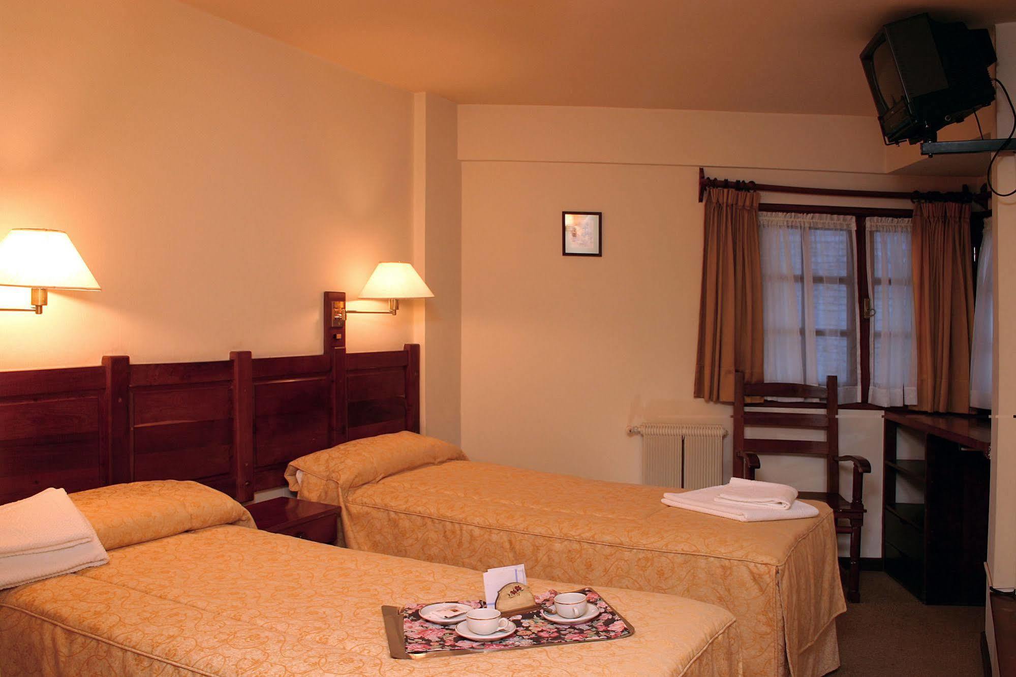 Del Viejo Esquiador Hotel San Martin de los Andes Exterior photo